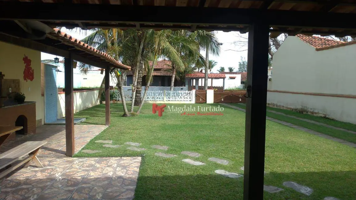 Foto 6 de Casa com 2 quartos à venda, 360m2 em Cabo Frio - RJ