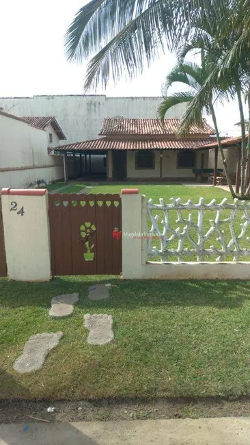 Foto 2 de Casa com 2 quartos à venda, 360m2 em Cabo Frio - RJ