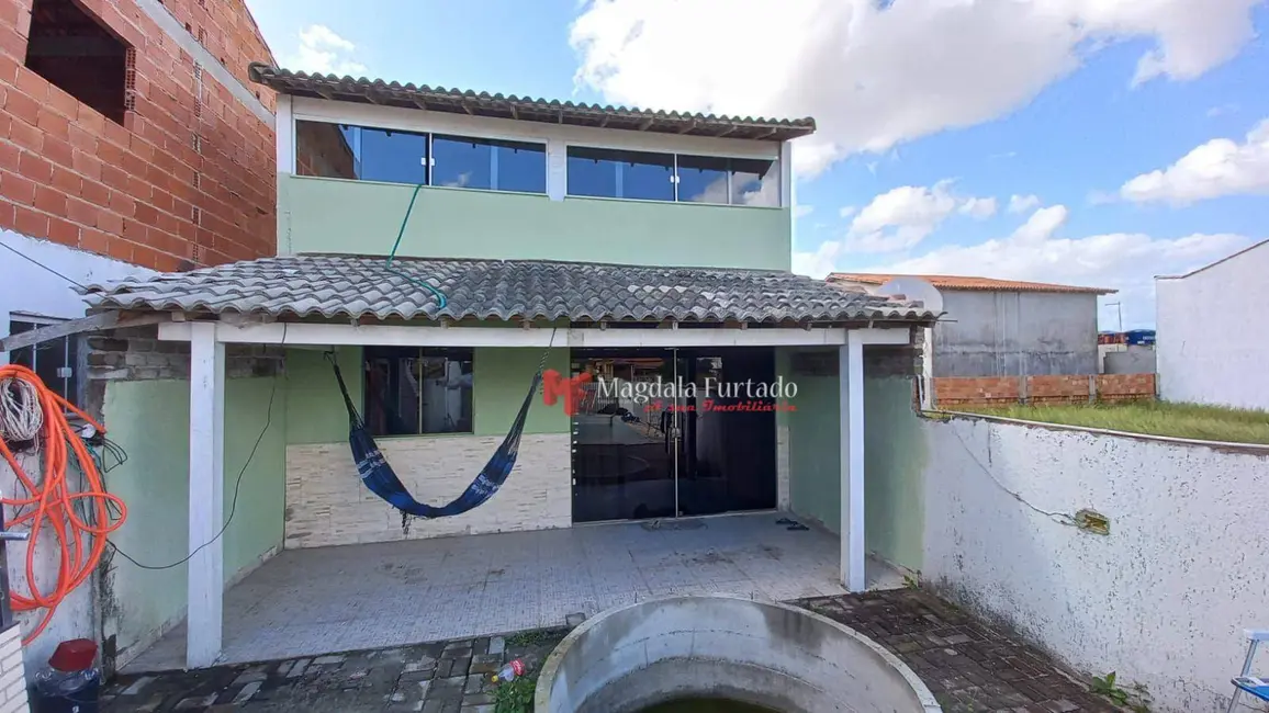 Foto 3 de Casa com 3 quartos à venda, 150m2 em Cabo Frio - RJ
