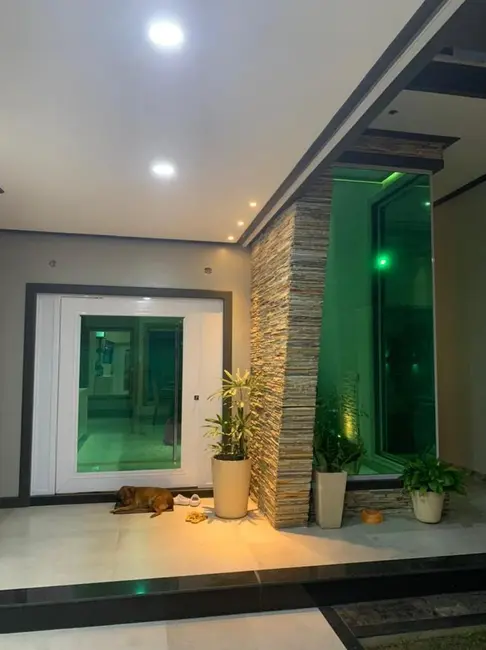 Foto 4 de Casa com 3 quartos à venda, 360m2 em Jardim Miramar, Rio Das Ostras - RJ