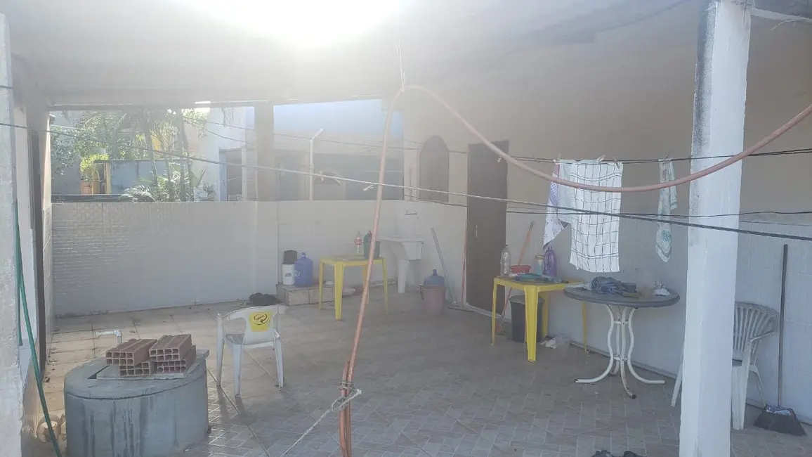 Foto 3 de Casa com 3 quartos à venda, 432m2 em Cabo Frio - RJ