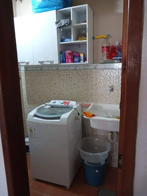 Casa com 3 quartos à venda, 420m2 em Cabo Frio - RJ - imagem 4 Foto 4 de Casa com 3 quartos à venda, 420m2 em Cabo Frio - RJ