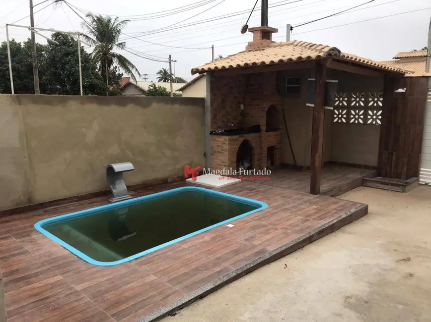 Foto 3 de Casa com 4 quartos à venda, 120m2 em Cabo Frio - RJ