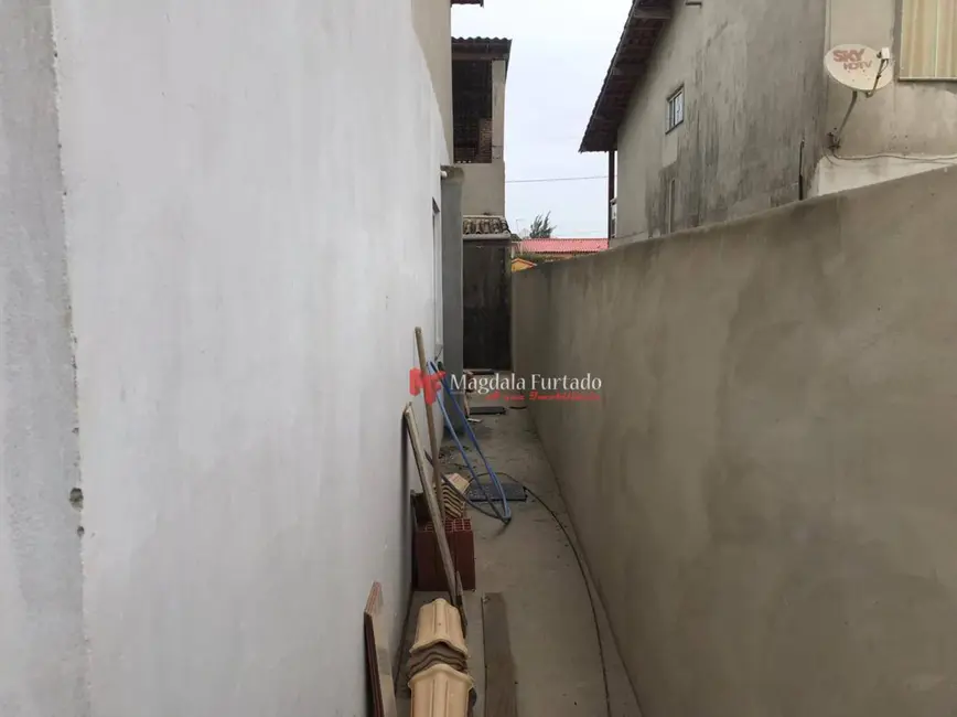 Foto 4 de Casa com 4 quartos à venda, 120m2 em Cabo Frio - RJ