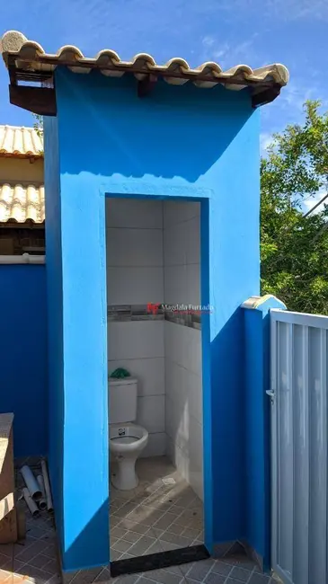 Foto 4 de Casa com 2 quartos à venda, 66m2 em Cabo Frio - RJ