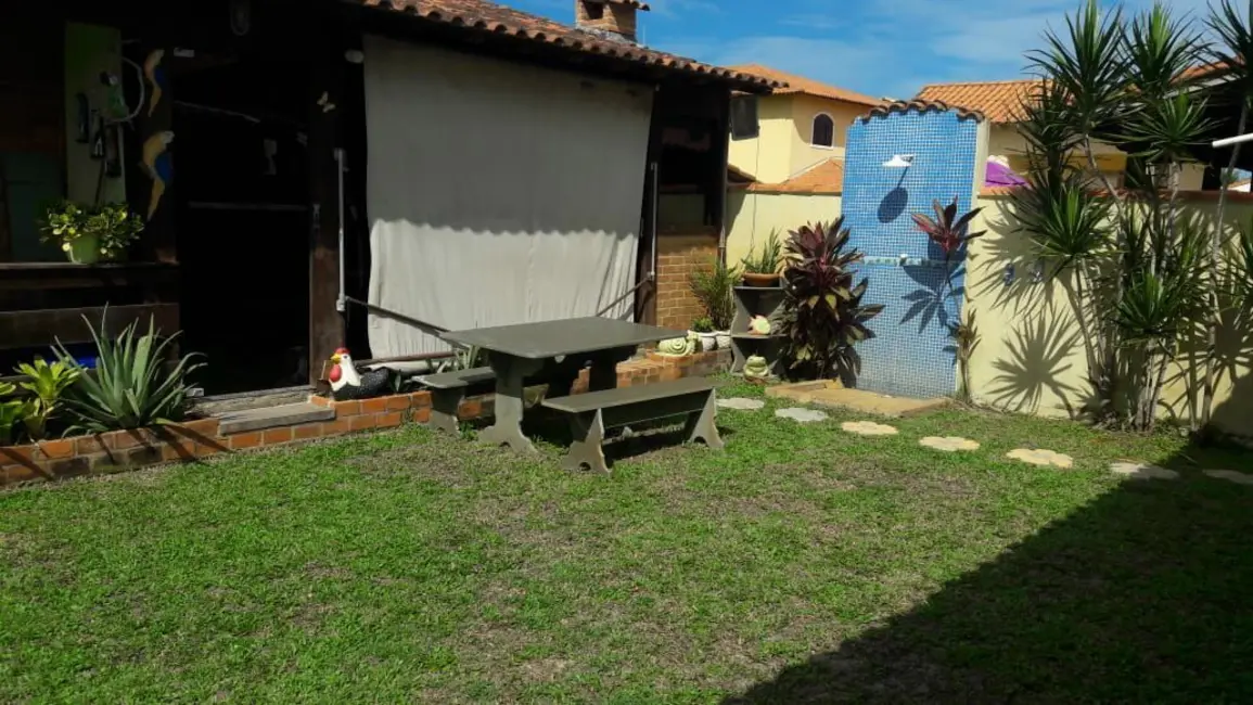 Foto 9 de Casa com 6 quartos à venda, 360m2 em Cabo Frio - RJ