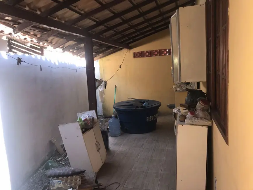 Foto 5 de Casa com 2 quartos à venda, 127m2 em Cabo Frio - RJ