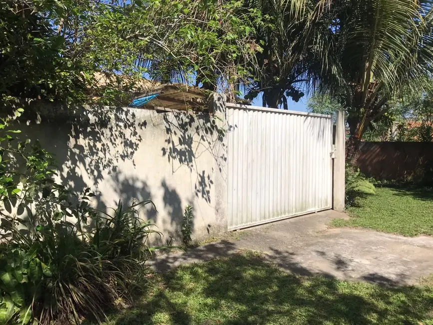 Foto 1 de Casa com 2 quartos à venda, 127m2 em Cabo Frio - RJ