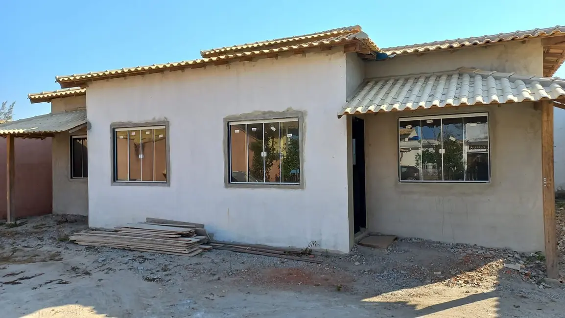 Foto 1 de Casa com 2 quartos à venda, 540m2 em Cabo Frio - RJ