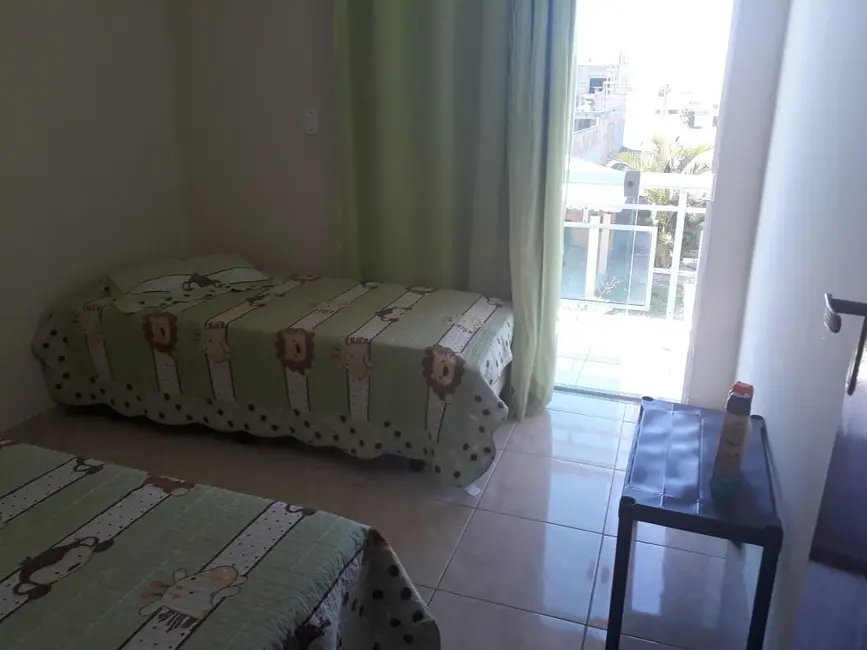Casa com 3 quartos à venda, 420m2 em Cabo Frio - RJ - imagem 3 Foto 3 de Casa com 3 quartos à venda, 420m2 em Cabo Frio - RJ