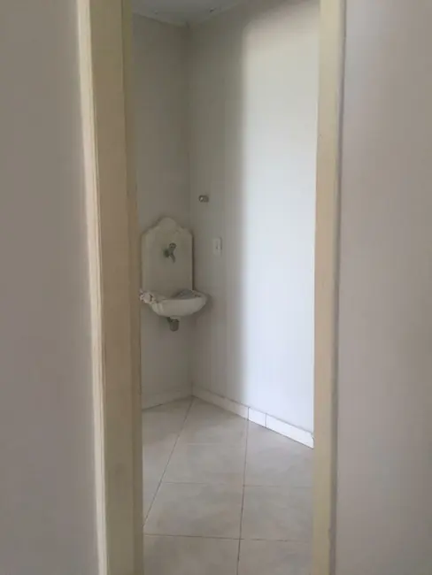 Apartamento com 1 quarto à venda, 80m2 em Casimiro De Abreu - RJ - imagem 4 Foto 4 de Apartamento com 1 quarto à venda, 80m2 em Casimiro De Abreu - RJ