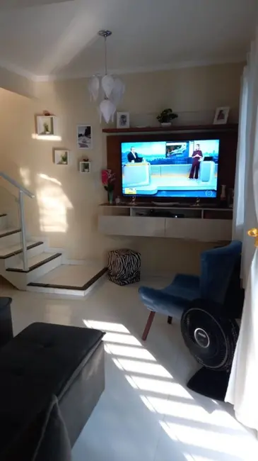 Foto 3 de Casa com 2 quartos à venda, 84m2 em Cabo Frio - RJ