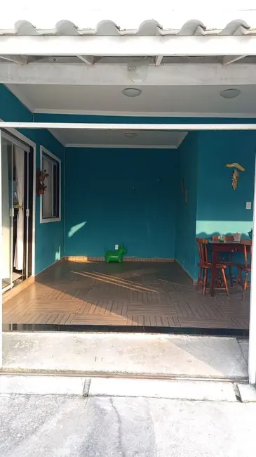 Foto 2 de Casa com 2 quartos à venda, 84m2 em Cabo Frio - RJ