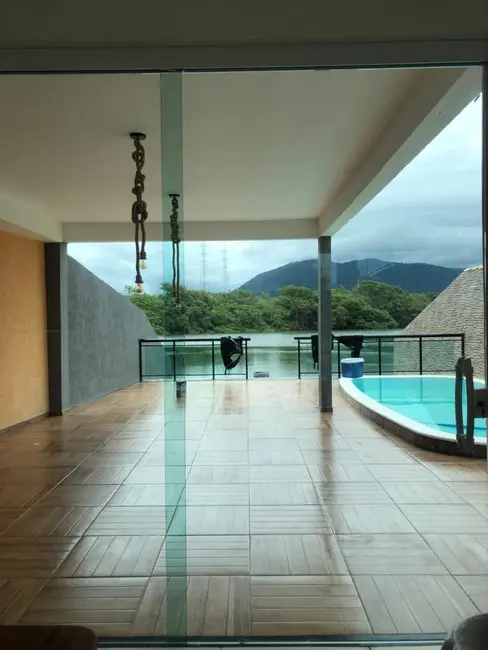 Casa com 2 quartos à venda, 360m2 em Cabo Frio - RJ - imagem 4 Foto 4 de Casa com 2 quartos à venda, 360m2 em Cabo Frio - RJ