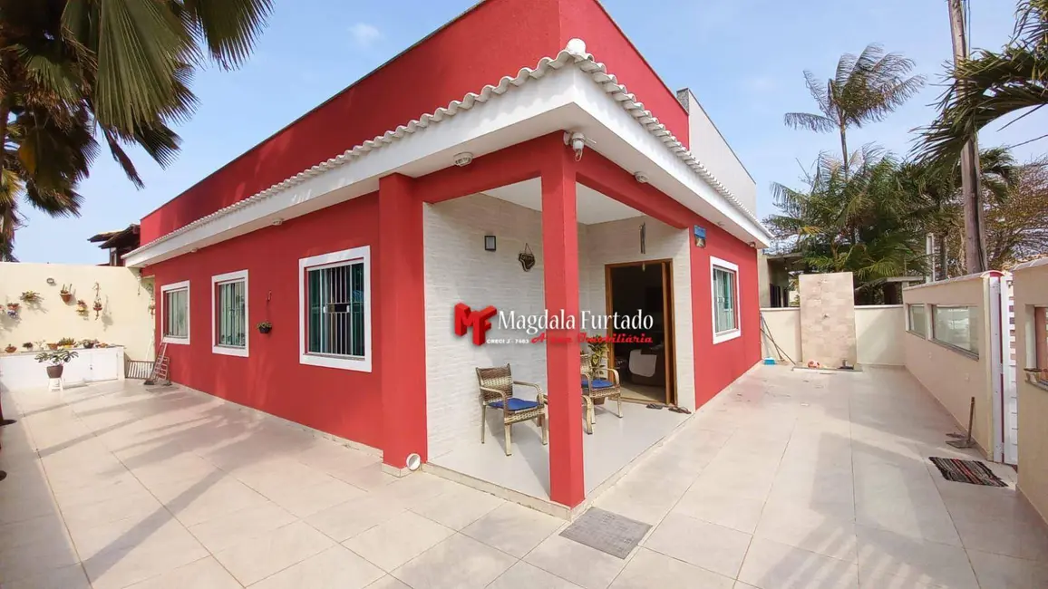 Foto 3 de Casa com 3 quartos à venda, 220m2 em Cabo Frio - RJ