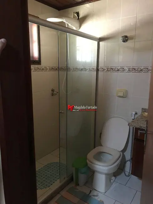 Foto 8 de Casa com 3 quartos à venda, 360m2 em Cabo Frio - RJ