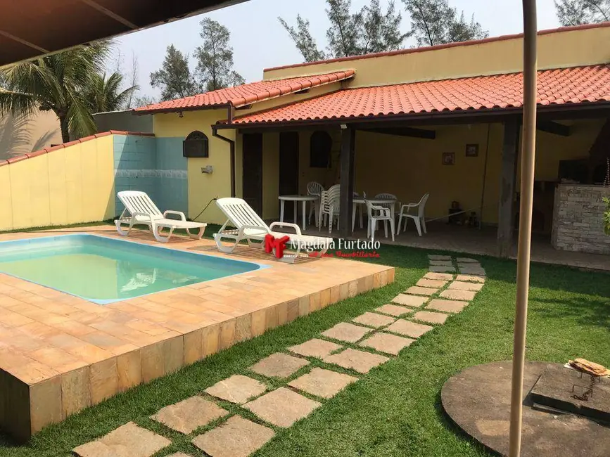 Foto 7 de Casa com 3 quartos à venda, 360m2 em Cabo Frio - RJ