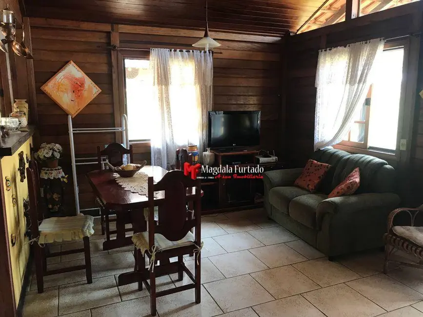 Foto 9 de Casa com 3 quartos à venda, 360m2 em Cabo Frio - RJ
