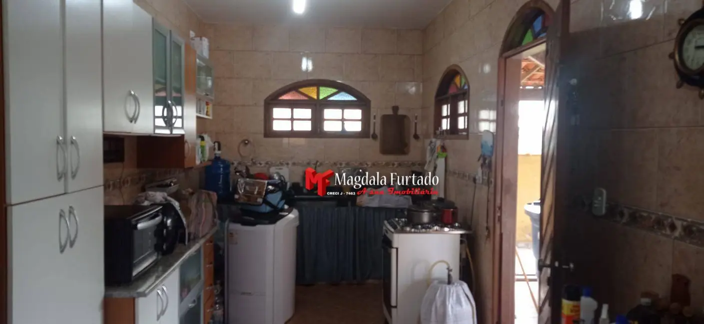 Foto 9 de Casa com 4 quartos à venda, 420m2 em Cabo Frio - RJ