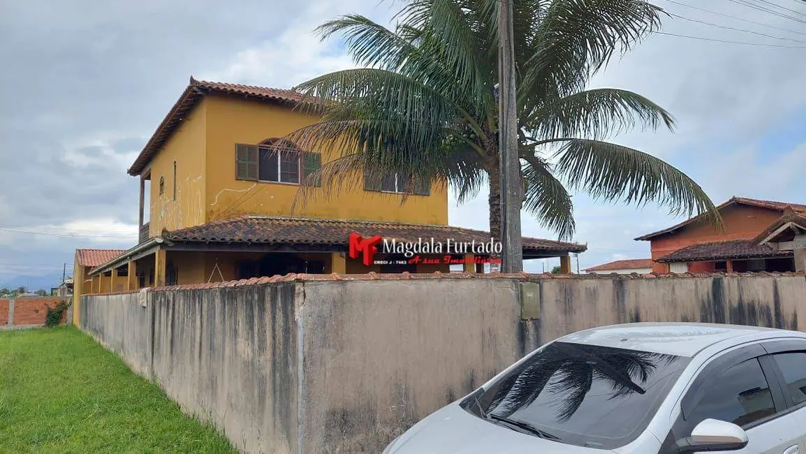 Foto 2 de Casa com 4 quartos à venda, 420m2 em Cabo Frio - RJ