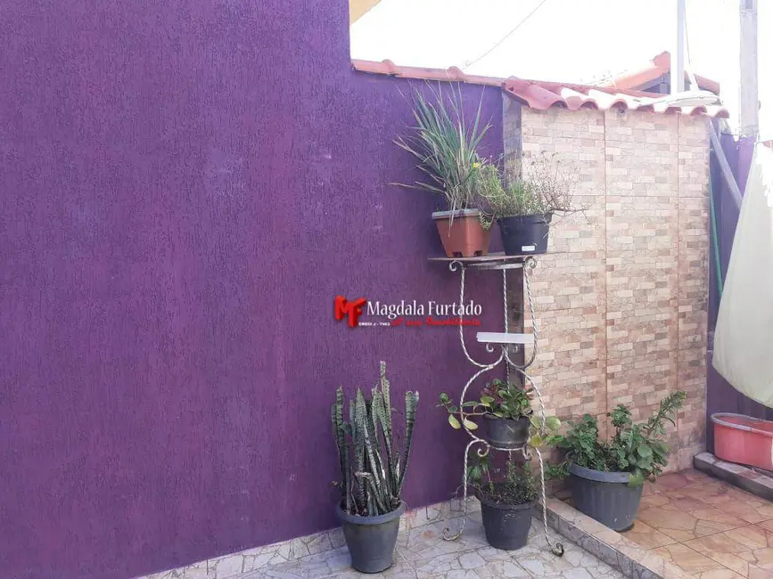 Foto 6 de Casa com 2 quartos à venda, 109m2 em Cabo Frio - RJ