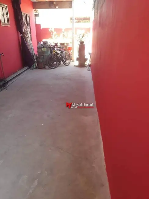 Foto 8 de Casa com 2 quartos à venda, 100m2 em Cabo Frio - RJ