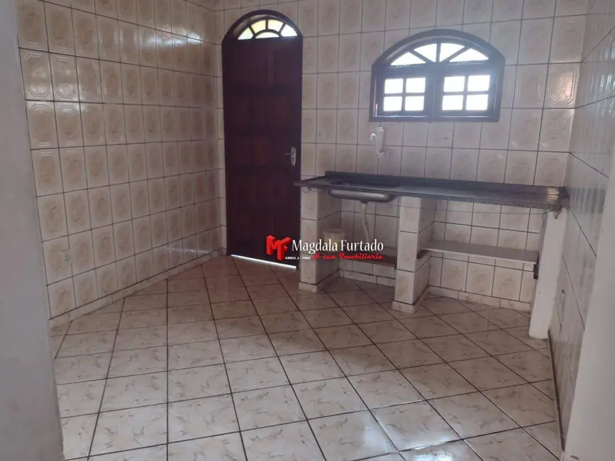 Foto 5 de Casa com 2 quartos à venda, 130m2 em Cabo Frio - RJ