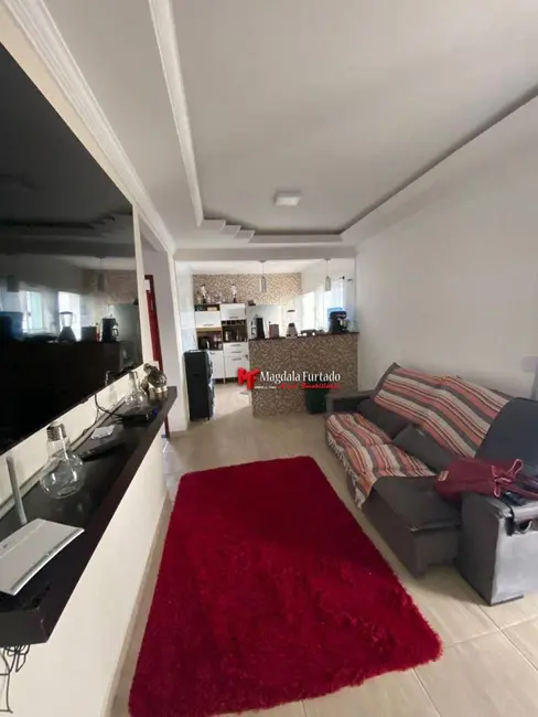 Foto 6 de Casa com 2 quartos à venda, 300m2 em Cabo Frio - RJ