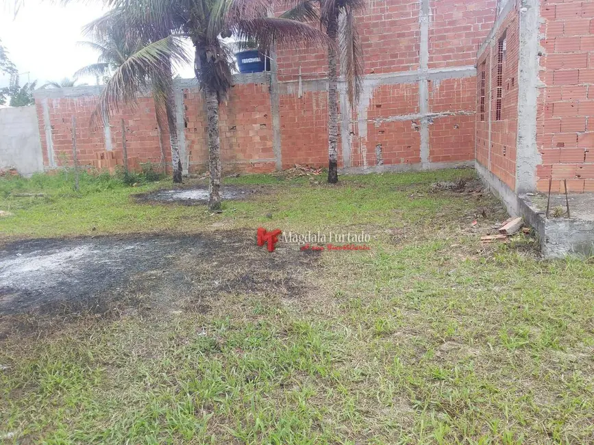 Foto 3 de Casa com 2 quartos à venda, 200m2 em Cabo Frio - RJ