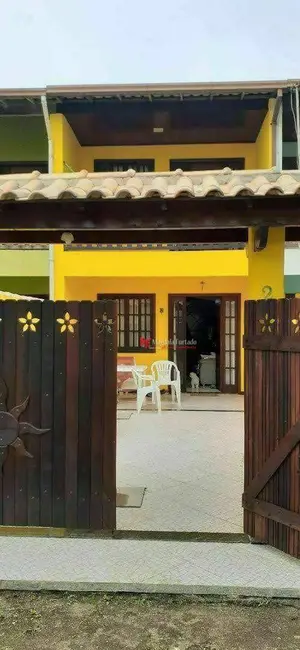 Foto 2 de Casa com 2 quartos à venda, 95m2 em Cabo Frio - RJ