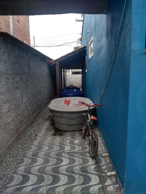 Foto 4 de Casa com 2 quartos à venda, 270m2 em Cabo Frio - RJ