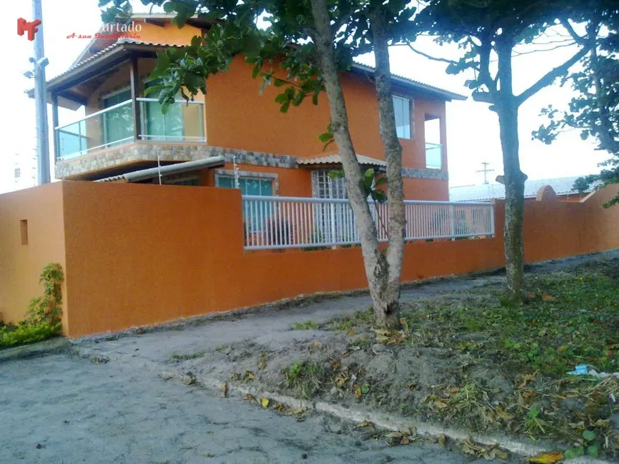Foto 6 de Casa com 3 quartos à venda, 390m2 em Cabo Frio - RJ