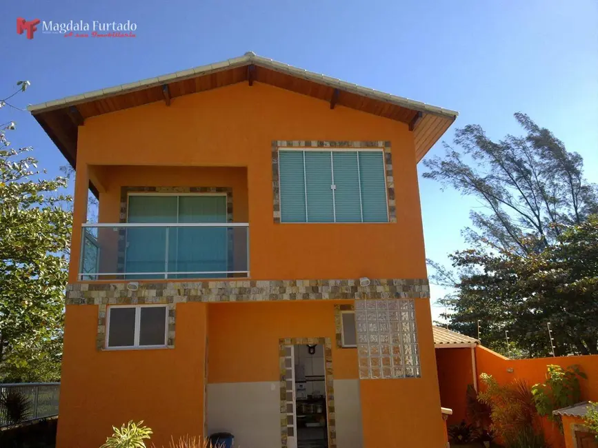 Foto 2 de Casa com 3 quartos à venda, 390m2 em Cabo Frio - RJ