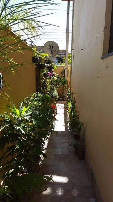 Foto 5 de Casa com 2 quartos à venda, 92m2 em Cabo Frio - RJ