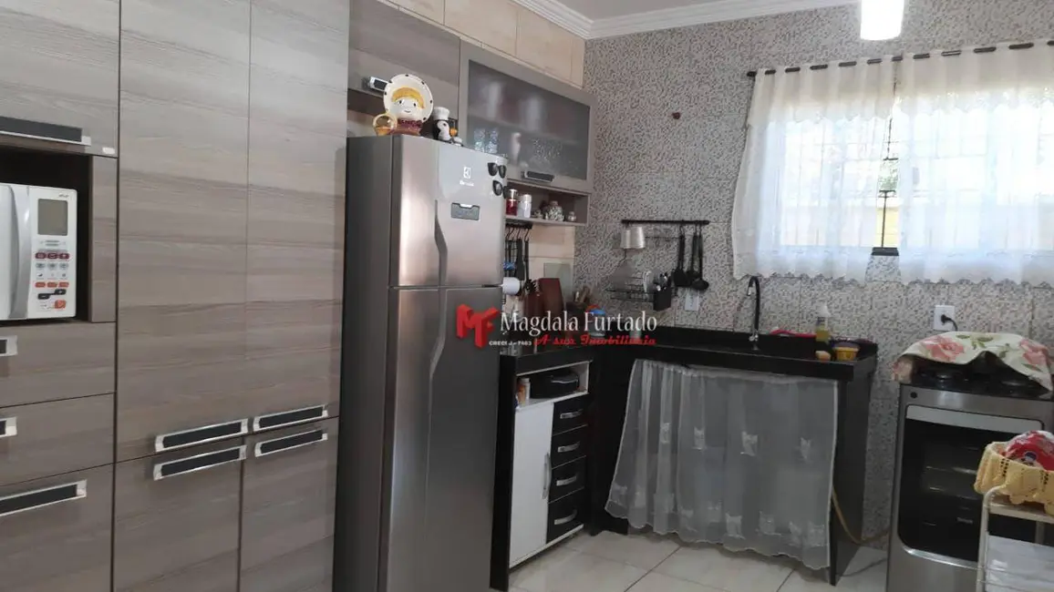 Foto 8 de Casa com 2 quartos à venda, 92m2 em Cabo Frio - RJ