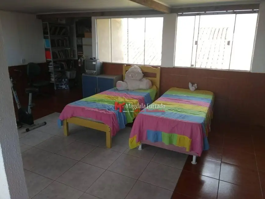 Foto 9 de Casa com 3 quartos à venda, 120m2 em Cabo Frio - RJ