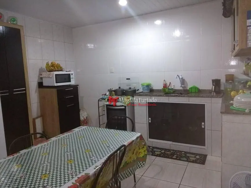 Foto 7 de Casa com 3 quartos à venda, 120m2 em Cabo Frio - RJ