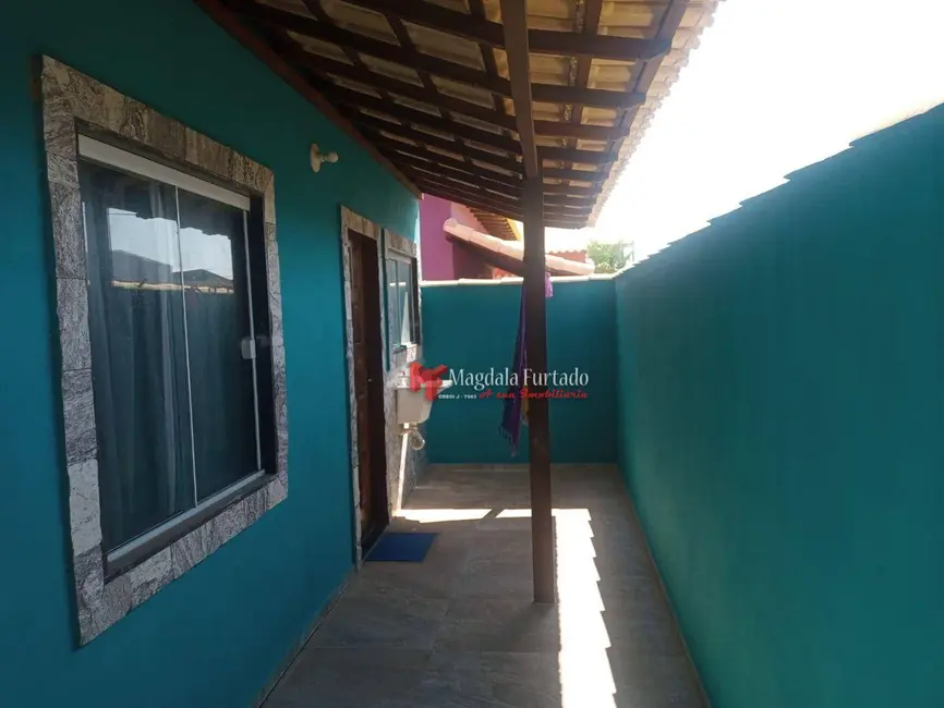 Foto 2 de Casa com 2 quartos à venda, 120m2 em Cabo Frio - RJ