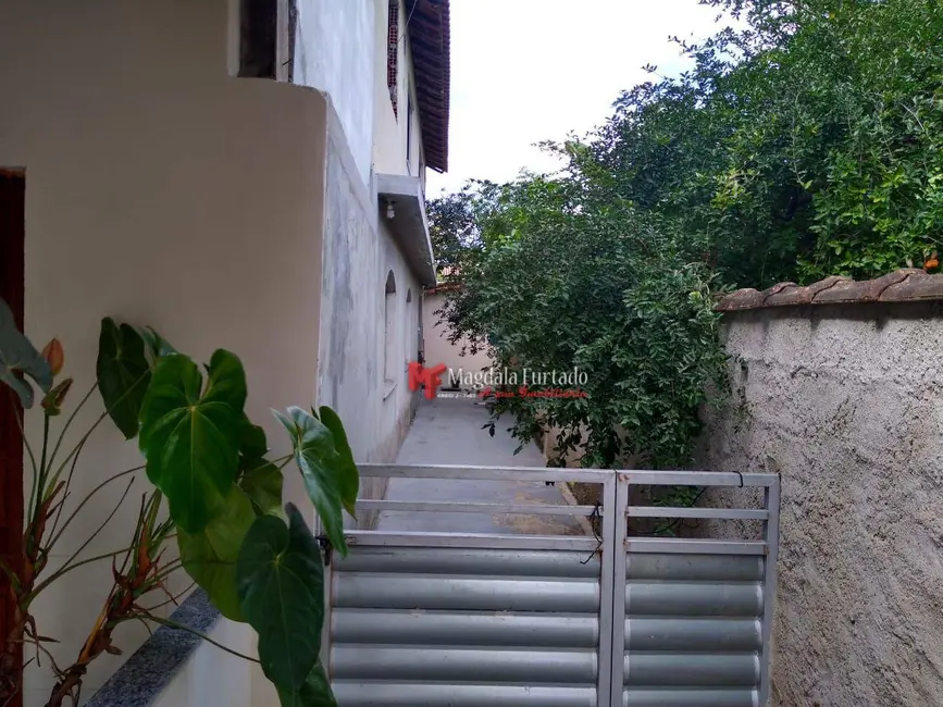 Casa com 3 quartos à venda, 400m2 em Casimiro De Abreu - RJ - imagem 5 Foto 5 de Casa com 3 quartos à venda, 400m2 em Casimiro De Abreu - RJ