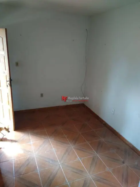 Casa com 3 quartos à venda, 400m2 em Casimiro De Abreu - RJ - imagem 4 Foto 4 de Casa com 3 quartos à venda, 400m2 em Casimiro De Abreu - RJ