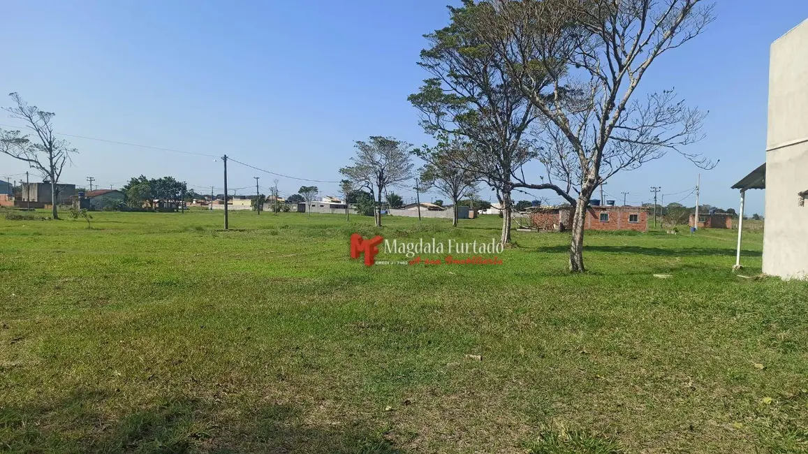 Foto 2 de Terreno / Lote à venda, 461m2 em Cabo Frio - RJ