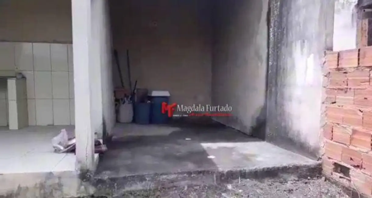 Foto 1 de Casa com 1 quarto à venda, 166m2 em Cabo Frio - RJ