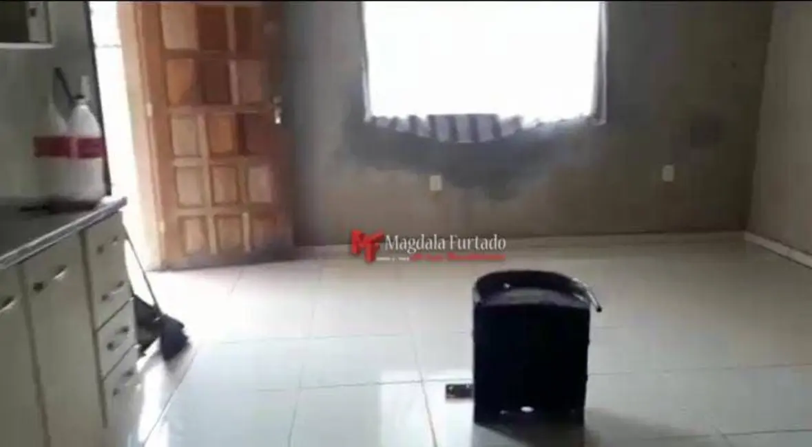 Casa com 1 quarto à venda, 166m2 em Cabo Frio - RJ - imagem 8 Foto 8 de Casa com 1 quarto à venda, 166m2 em Cabo Frio - RJ