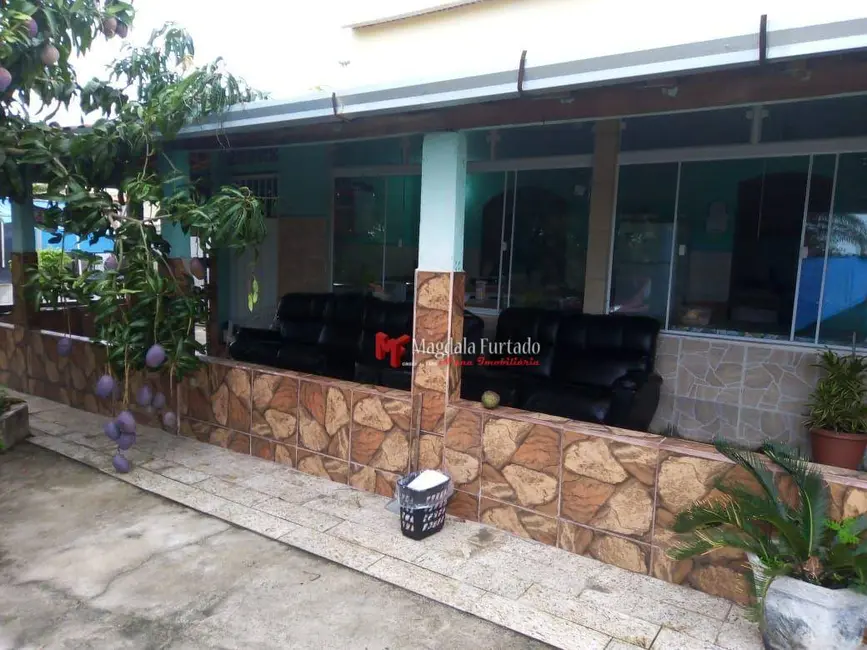 Casa com 3 quartos à venda, 275m2 em Sao Pedro Da Aldeia - RJ - imagem 2 Foto 2 de Casa com 3 quartos à venda, 275m2 em Sao Pedro Da Aldeia - RJ