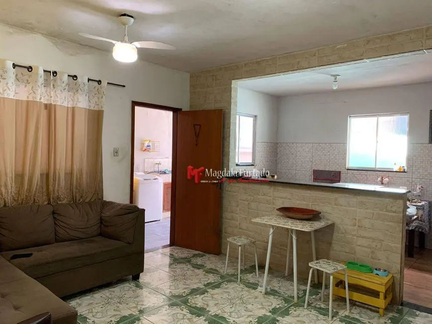 Foto 4 de Casa com 7 quartos à venda, 420m2 em Cabo Frio - RJ