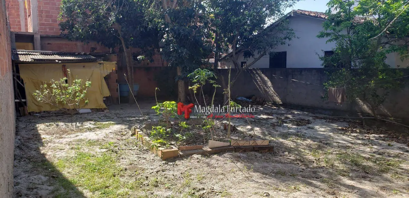 Foto 2 de Terreno / Lote à venda, 170m2 em Cabo Frio - RJ