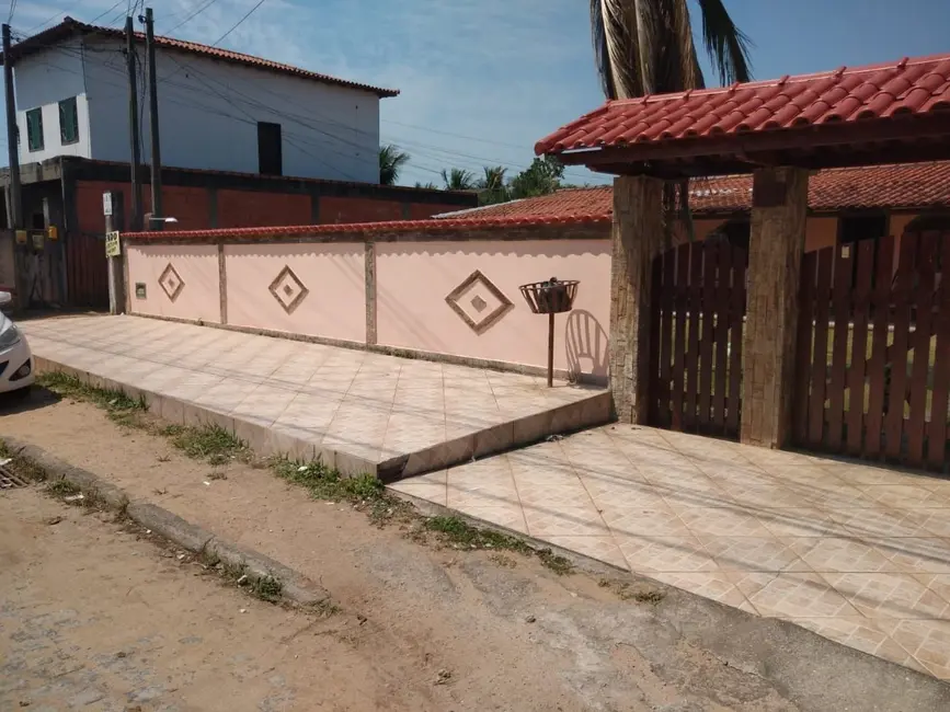 Foto 2 de Casa com 2 quartos à venda, 320m2 em Cabo Frio - RJ