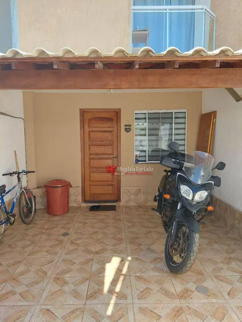 Casa com 2 quartos à venda, 95m2 em Cabo Frio - RJ - imagem 1 Foto 1 de Casa com 2 quartos à venda, 95m2 em Cabo Frio - RJ