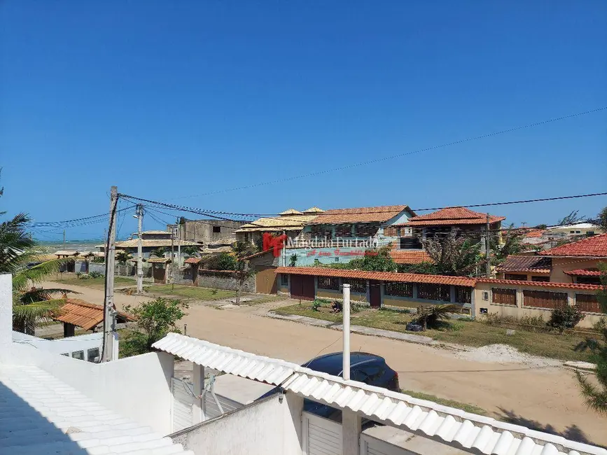Casa com 2 quartos à venda, 95m2 em Cabo Frio - RJ - imagem 2 Foto 2 de Casa com 2 quartos à venda, 95m2 em Cabo Frio - RJ