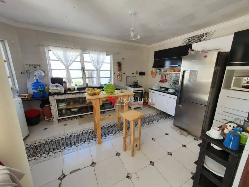 Foto 8 de Casa com 3 quartos à venda, 150m2 em Cabo Frio - RJ